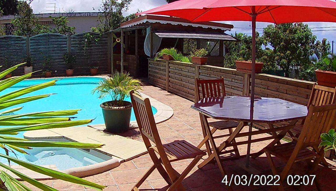 Agreable Chambre D'Hotes, Sdb, Piscine, Carbet Cuisine. Saint-Claude Exterior photo