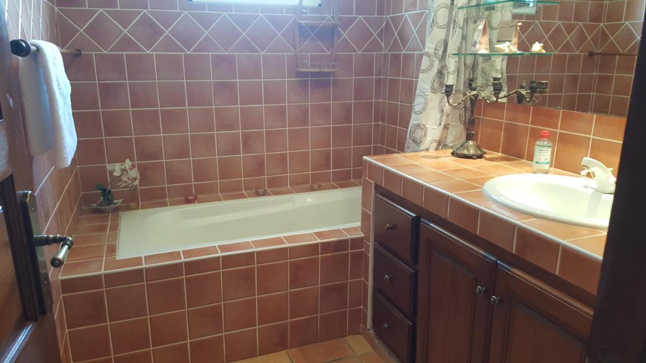 Agreable Chambre D'Hotes, Sdb, Piscine, Carbet Cuisine. Saint-Claude Exterior photo